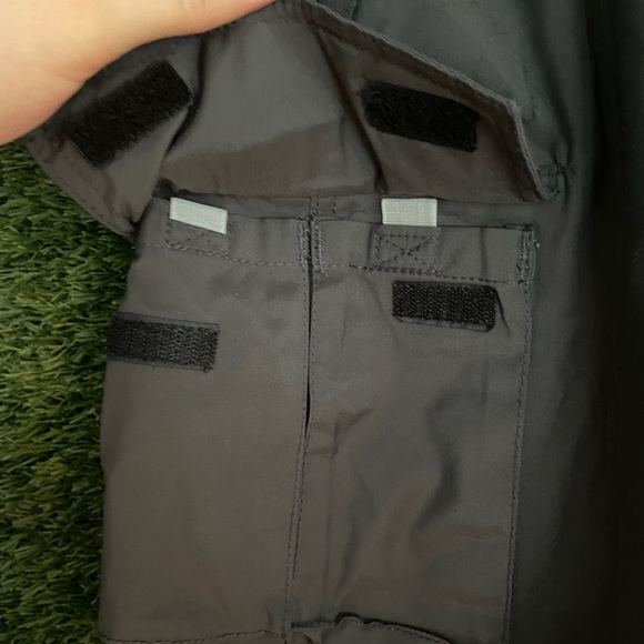 Dub Brand Women’s Snowboard pants Tons of pockets - Picture 5 of 12